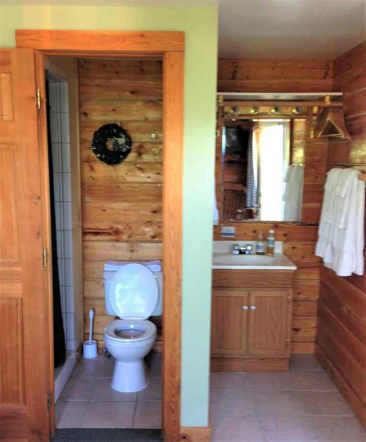 Homer Floatplane Lodge الغرفة الصورة